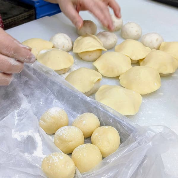 プレーンメロン皮 | 冷凍パン生地のtonton