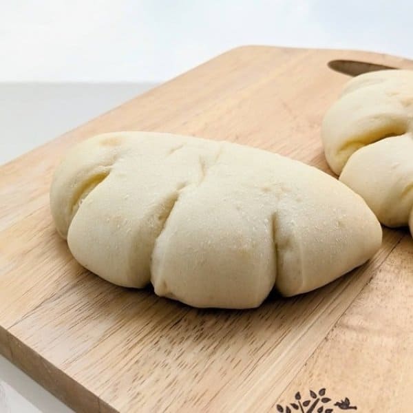 クリームパン